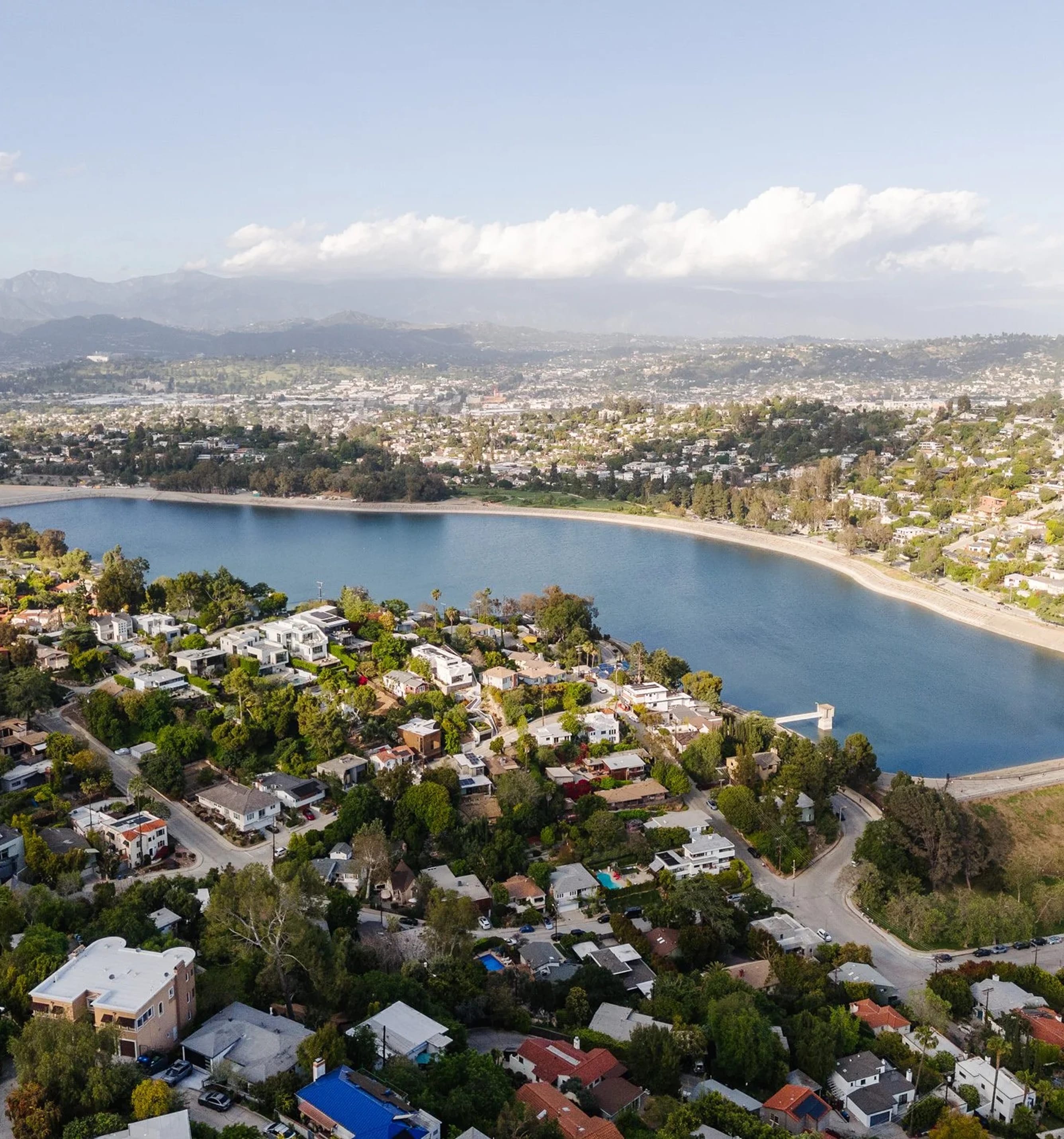 About the community of Silver Lakes
